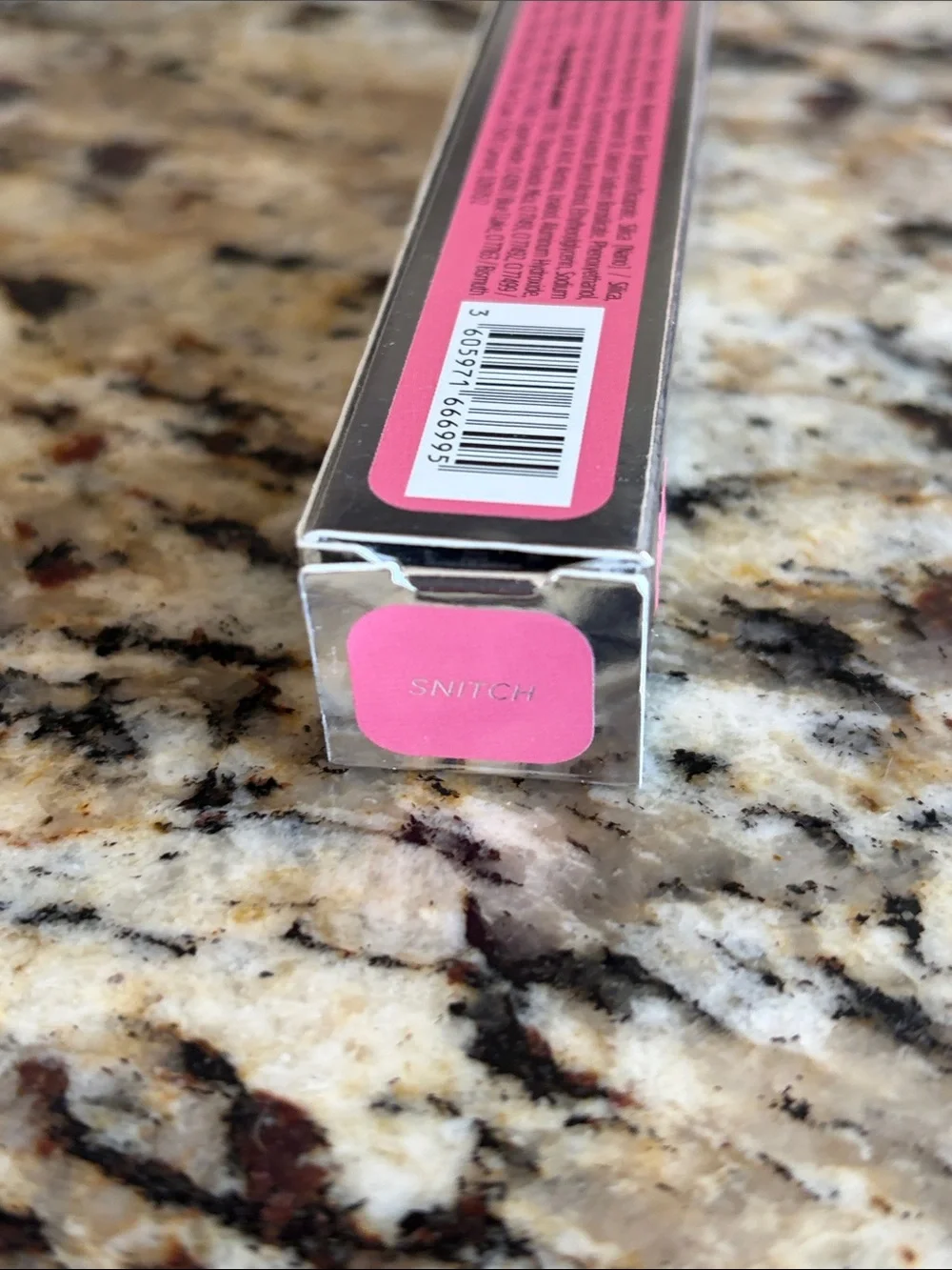 ⚡️🖤Urban Decay Snitch Hi Fi Ultra Cushion Lip Gloss